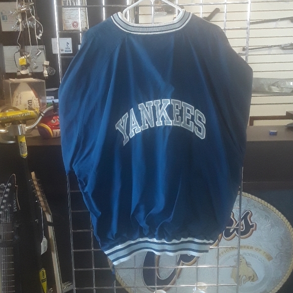 Jacket - Picture 2 of 2